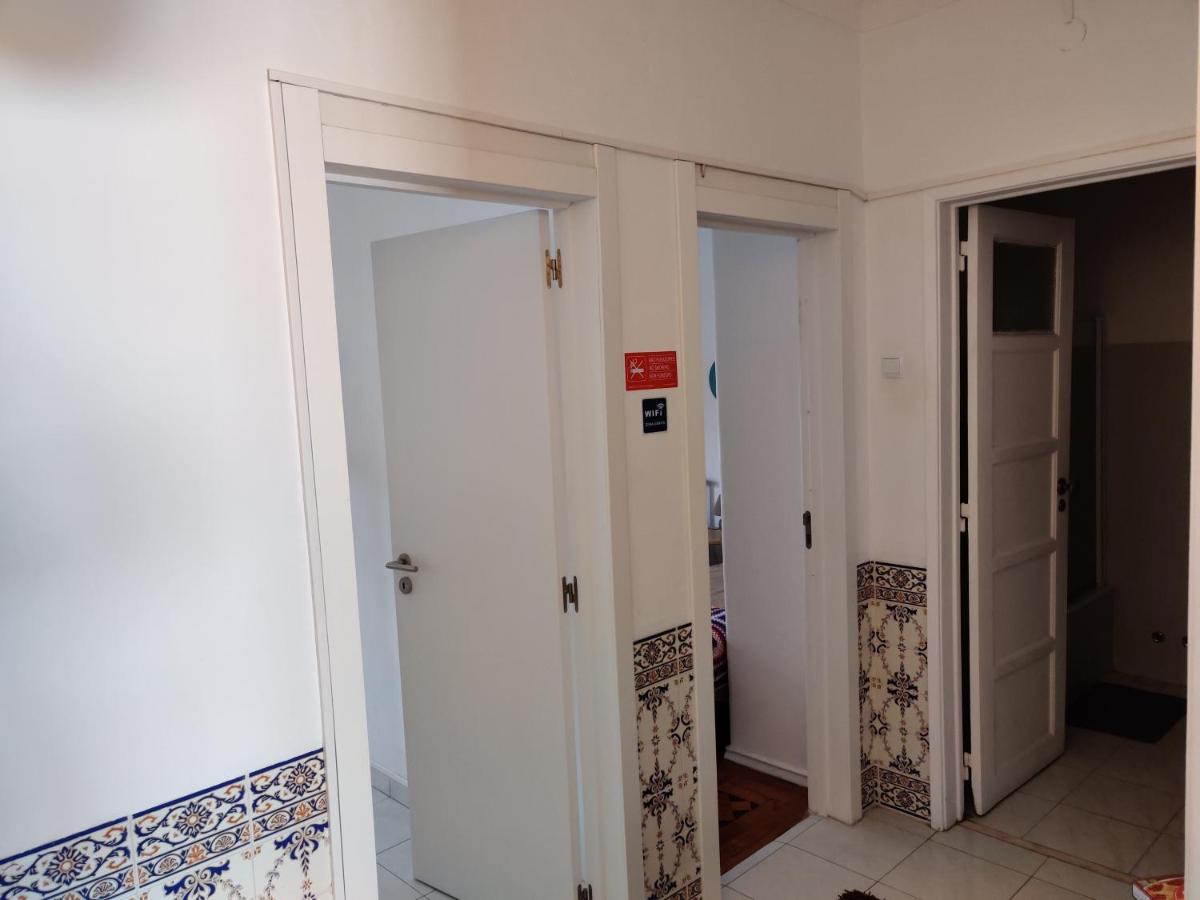 Vasco Santana Guesthouse Odivelas  Extérieur photo