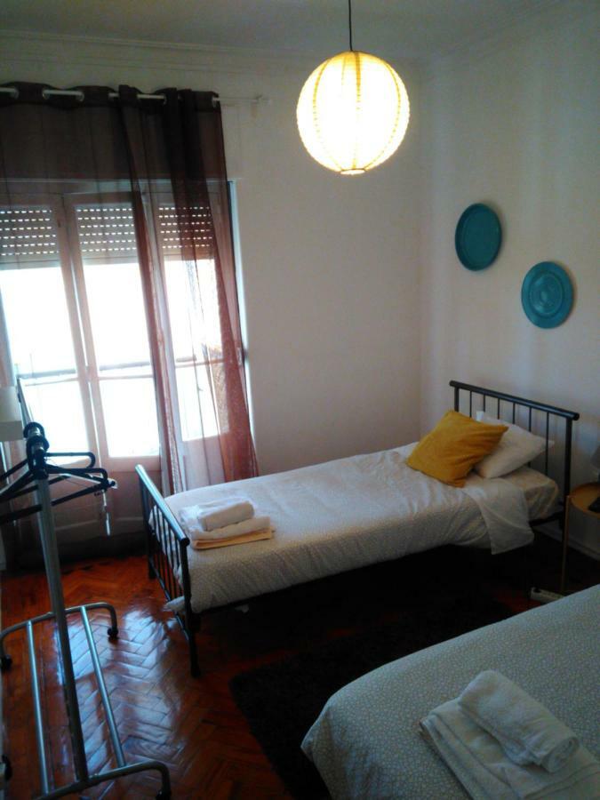 Vasco Santana Guesthouse Odivelas  Extérieur photo
